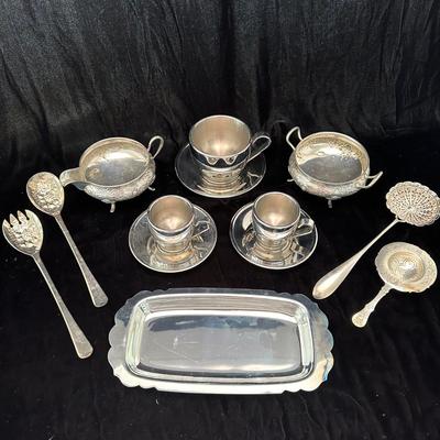Reed & Barton Plus More Silver Serving Pieces  (DR-KL)