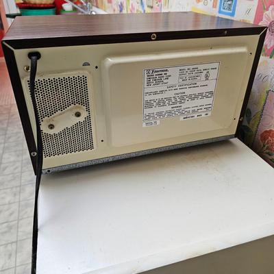 Emerson Microwave  (BK-JS)