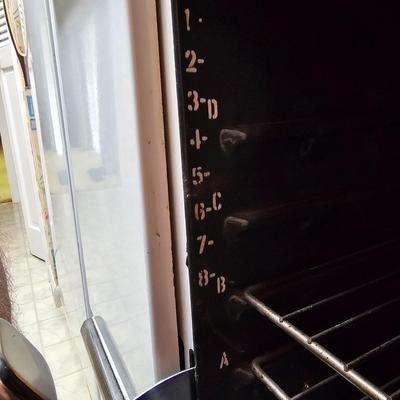 G.E. 4 Burner Stove/Oven Unit  (BK-JS)