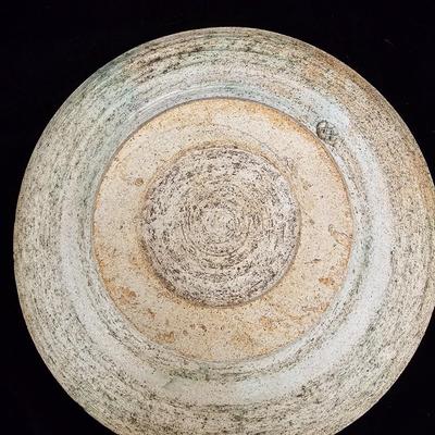 Shell Motif Plates & Large Bowl with Lid (DR-KL)