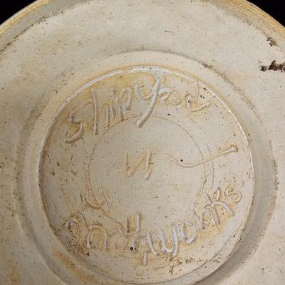 Shell Motif Plates & Large Bowl with Lid (DR-KL)