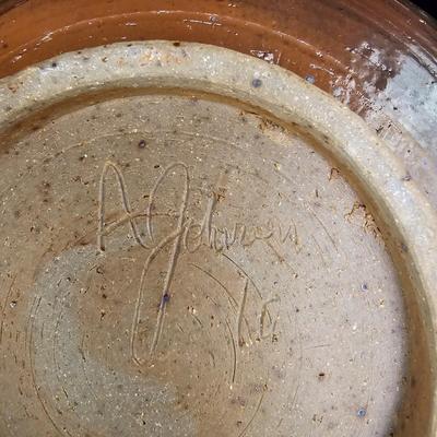 Shell Motif Plates & Large Bowl with Lid (DR-KL)