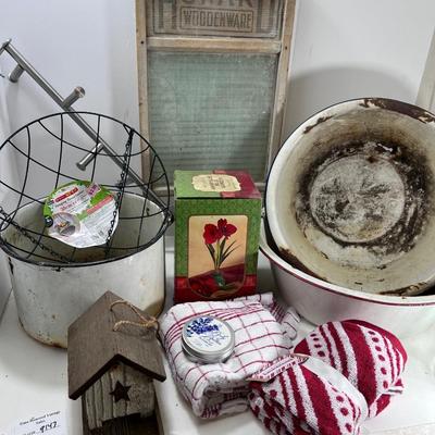 Rustic garden lot