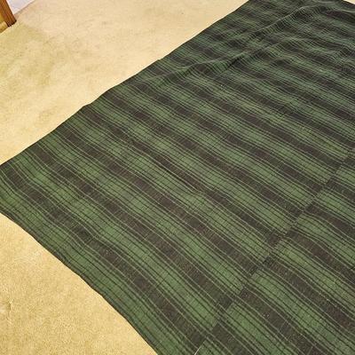 Antique Hand Made Quilts & More  (BO-JS)