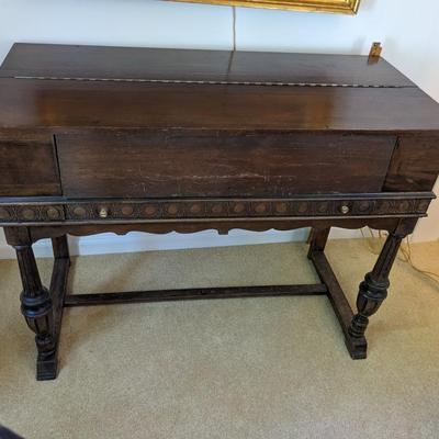 Antique Tudor Style Lady's Desk