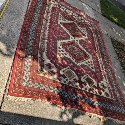 Quality Hand Woven Wool Persian Area Rug