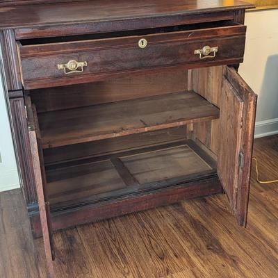 Antique Victorian Eastlake(?) Hutch