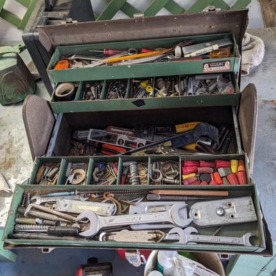 Classic Kennedy Tool Box, Includes Tools