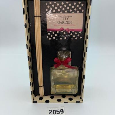 Two Boxes-BeautiControl Room Diffuser
