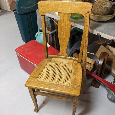 Sweet Wicker Oak Chair in Great Shape