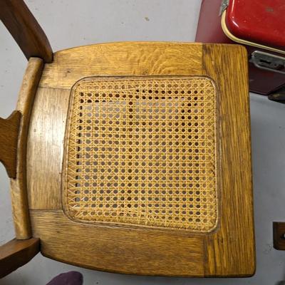 Sweet Wicker Oak Chair in Great Shape