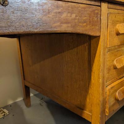 Wonderful Old School Teachers Oak Desk