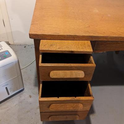 Wonderful Old School Teachers Oak Desk