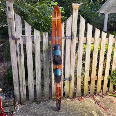 Connelly Hook Vintage Wood Water Ski 67"