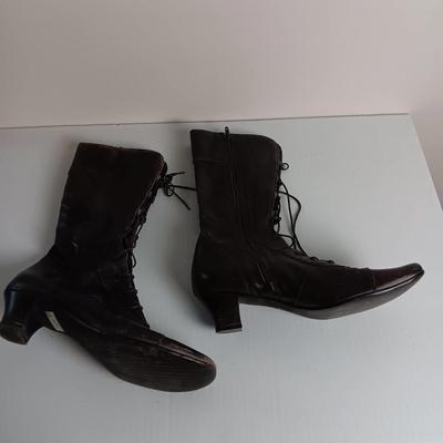Black Women's Boots Size 41