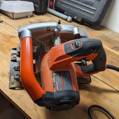 Black and Decker Circular Saw