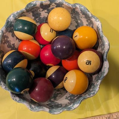 Set of Well Preserved Billiard Balls