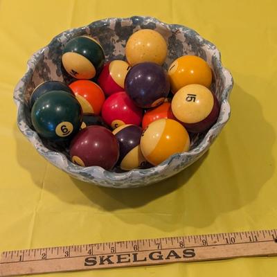 Set of Well Preserved Billiard Balls