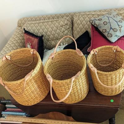 Set of 3 Wicker Baskets with Leather Handles
