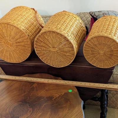 Set of 3 Wicker Baskets with Leather Handles