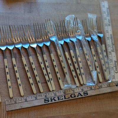 16 Vintage Japan Stainless Steel Forks