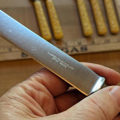 Set of 6 Landers Frary and Clark Aetna Works Table Knives
