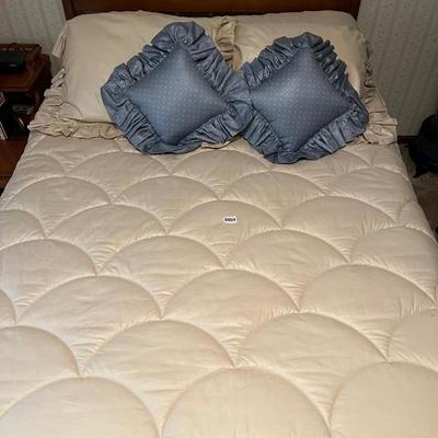 Full Size Bed