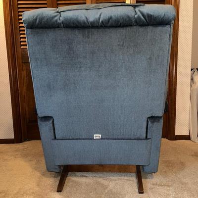 Blue Cloth Recliner