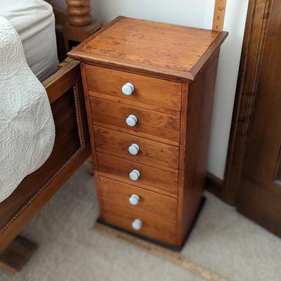 Sweet Antique 6 Drawer Small Cabinet