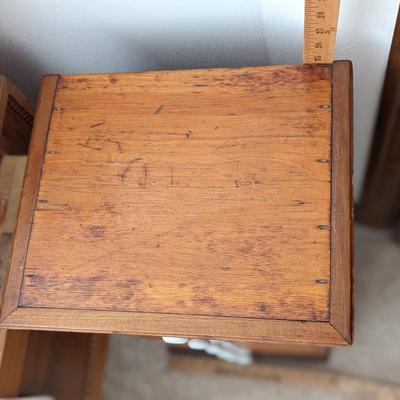 Sweet Antique 6 Drawer Small Cabinet
