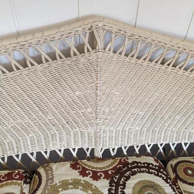 Vintage Americana Wicker Sofa w Cushion