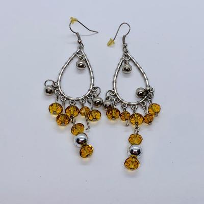 LOT 6: Pierced Earring Collection