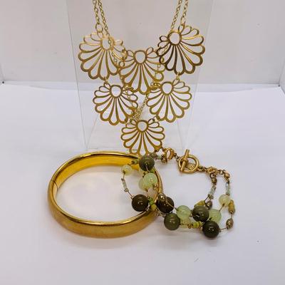 LOT 19: Gold Tone Bib Style Necklace, Gold Tone Bangle Bracelet & Beaded Bracelet