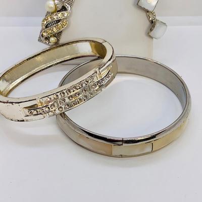 LOT 40: Silvertone Bracelet Collection