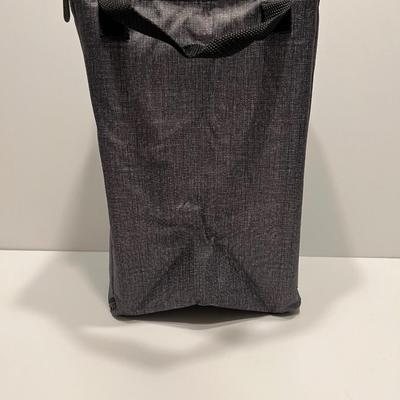 LOT 67: Thirty-One Thermal Collection