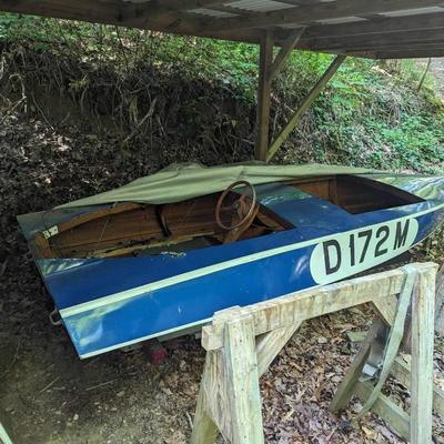 1957 or 58 Sid Craft Wood Racing Boat No Motor