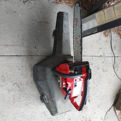 HOMELITE XL CHAINSAW WITH CARRY CASE