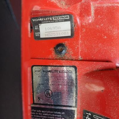 HOMELITE XL CHAINSAW WITH CARRY CASE
