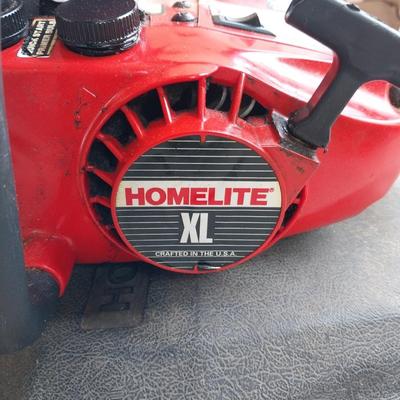 HOMELITE XL CHAINSAW WITH CARRY CASE