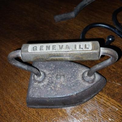 VINTAGE CASTIRON CLOTHES IRON- CANDELBRELLA-SINGLE CANDLE HOLDER