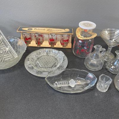 Federal Glassware and clear glass items