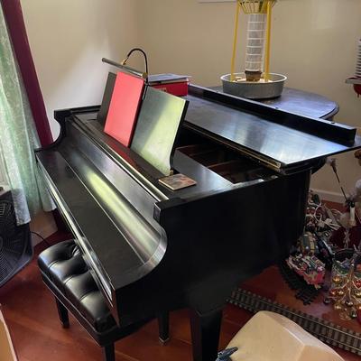 Baldwin Baby Grand Piano