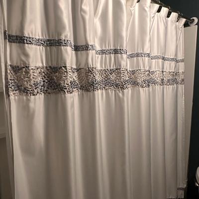 DecoBain Shower Curtain & Clock (M-KL)