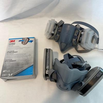 Assortment of Face Masks incl. Two Respirators, & Portable UV Sterilizer  (M-KL)