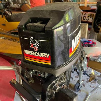Mercury 25 XS Outboard Boat Motor - Parts