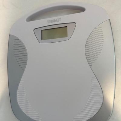 Large Assortment of Home Healthcare Products (M-KL)