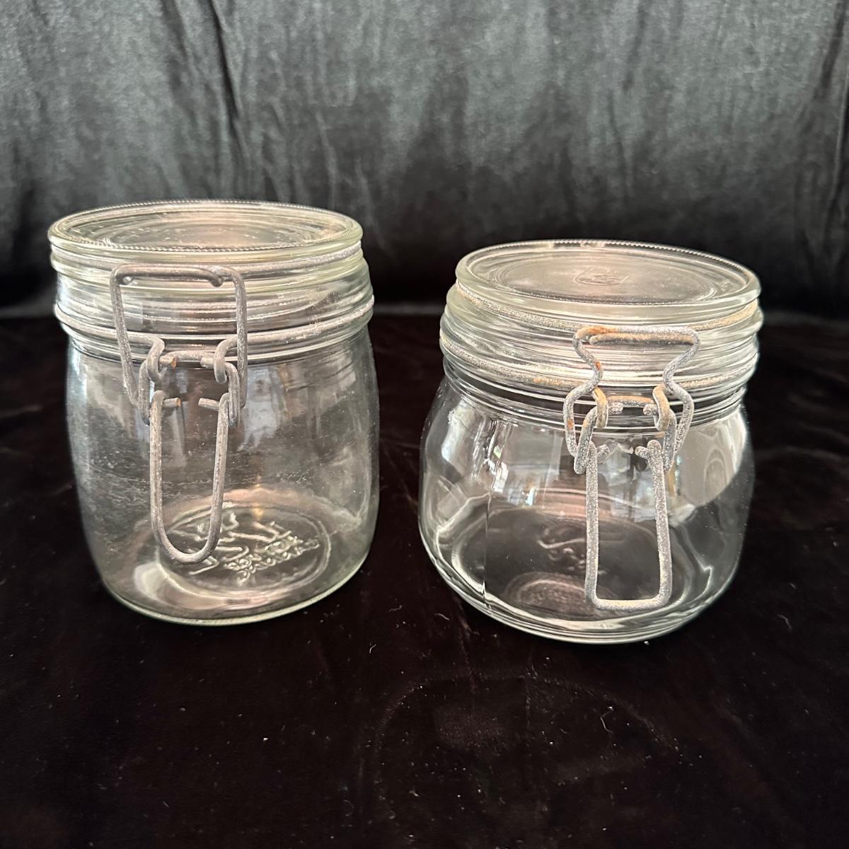 Weck Rundrand-Glas & Other Latch Top Jars (DR-KL) | EstateSales.org