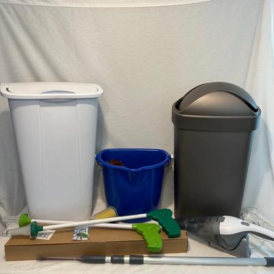 Black & Decker Handheld Vacuum Cleaner, Critter Catchers & More (GB-KL)