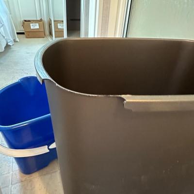 Black & Decker Handheld Vacuum Cleaner, Critter Catchers & More (GB-KL)