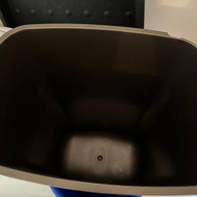 Black & Decker Handheld Vacuum Cleaner, Critter Catchers & More (GB-KL)